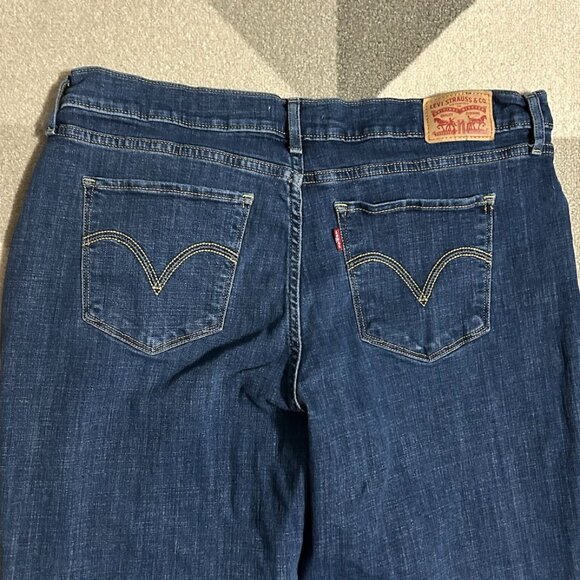 Levi's Classic Straight Jeans Women's Size 33/16 - Picture 4 of 8
